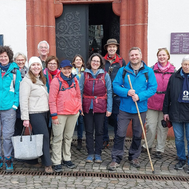 Gruppe Pilgerer beim anpilgern 2024